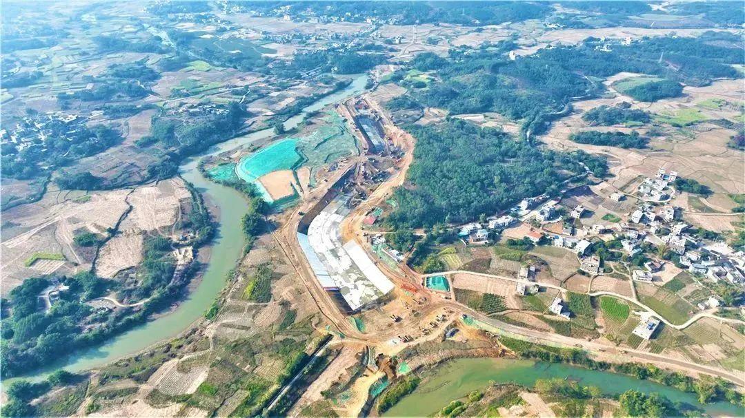 平塘乡交通建设日新月异，助力地方经济腾飞新动态